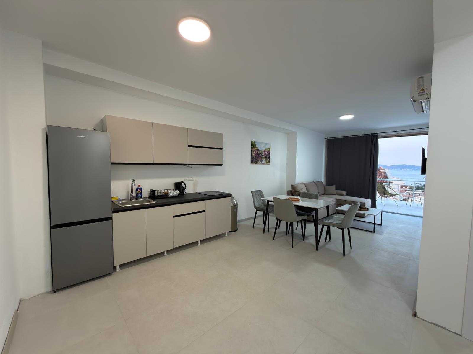 Apartment with Balcony & Sea View — Apartment with sea view at Villa Milena, Bijela